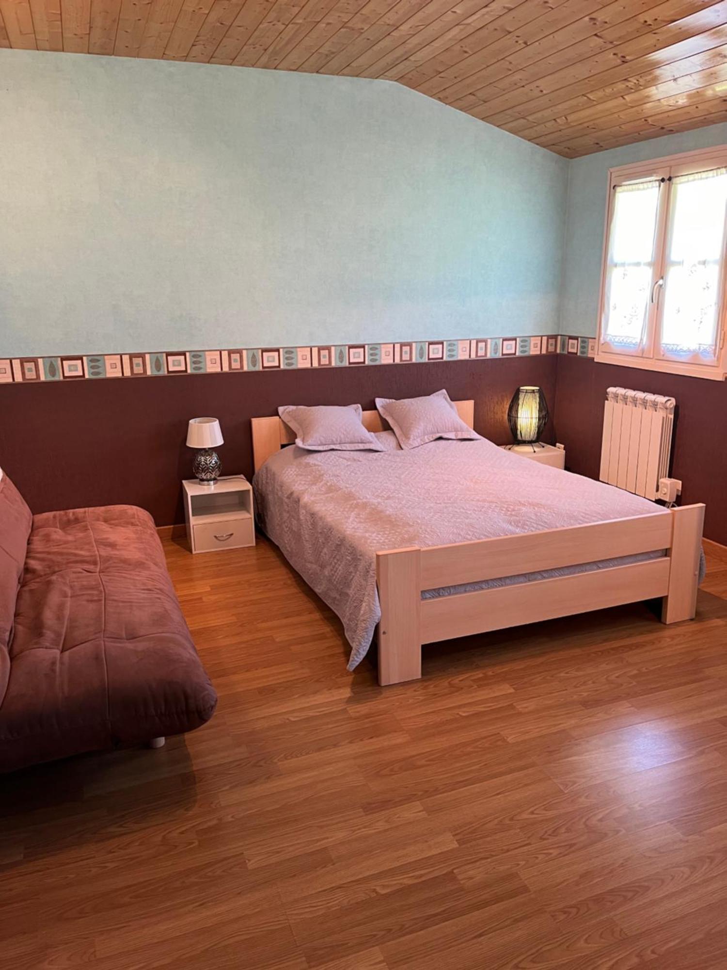 Charmant Logement Entier A La Campagne Sencenac-Puy-de-Fourches Exterior foto